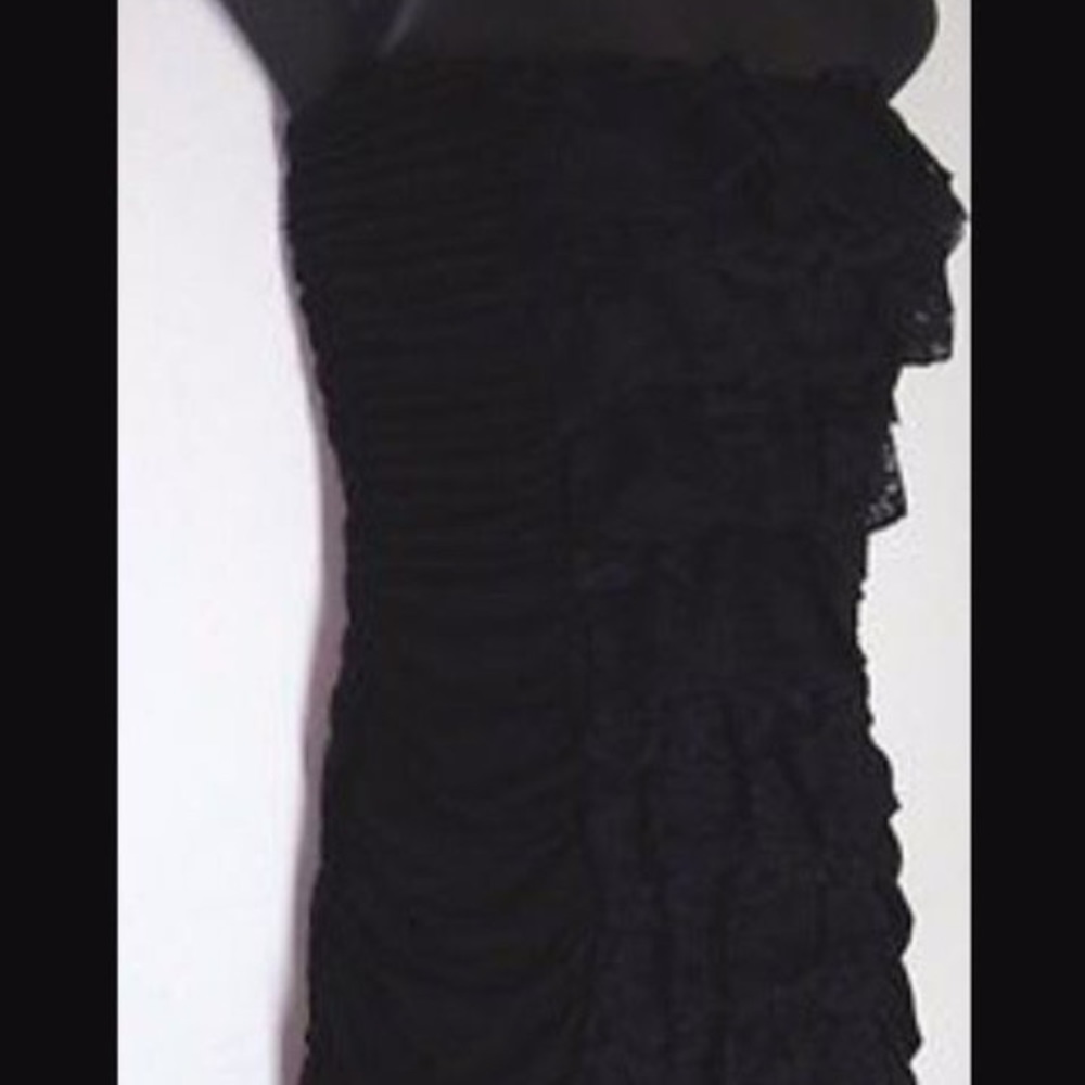 Lace Ruffle Strapless Dress - Picture 3 of 3